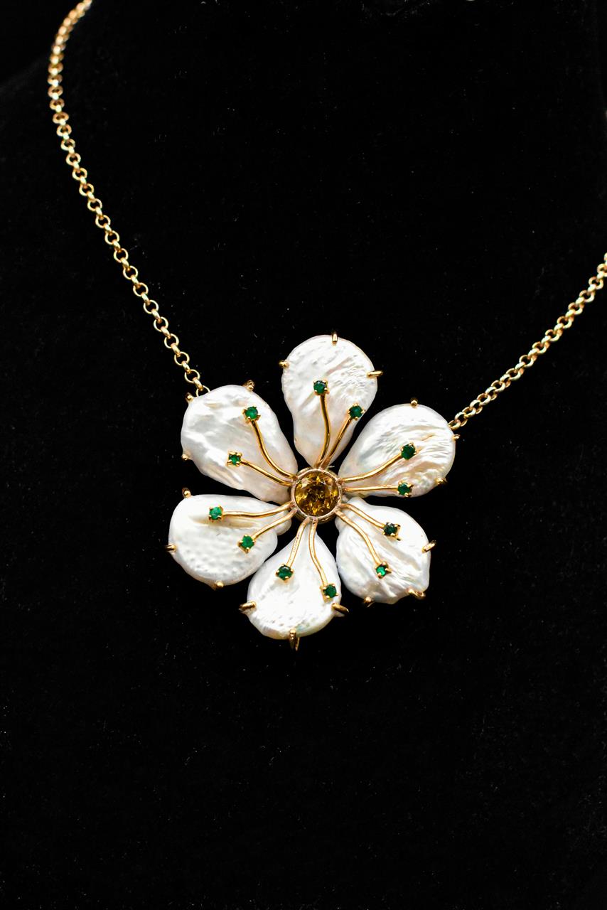 Skab stil med ørekæder